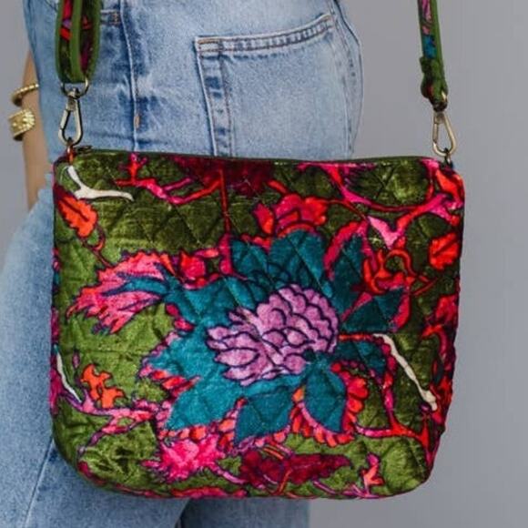 Olive & Multicolored Velvet Floral Crossbody Bag - Picture 2 of 3